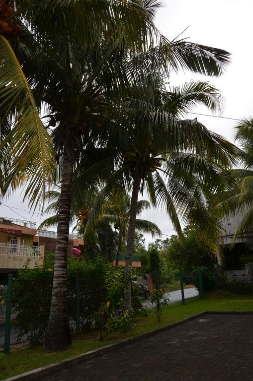 Les Gentilhommieres Guest House Trou aux Biches Exterior photo
