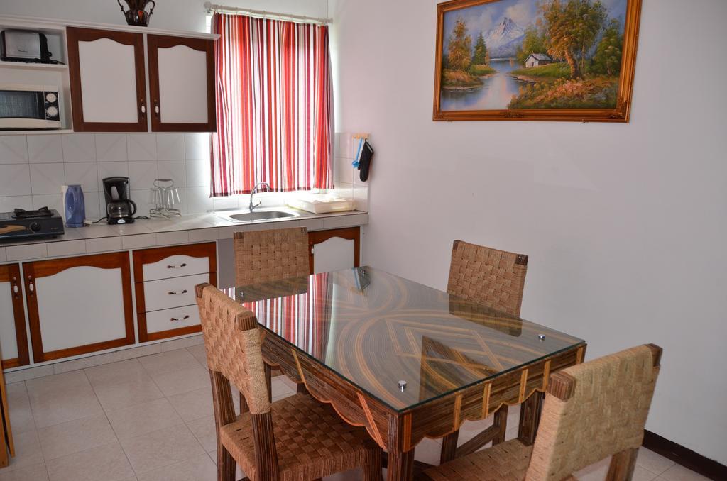 Les Gentilhommieres Guest House Trou aux Biches Room photo