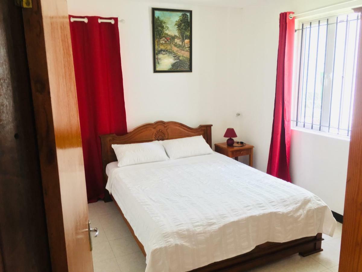 Les Gentilhommieres Guest House Trou aux Biches Exterior photo